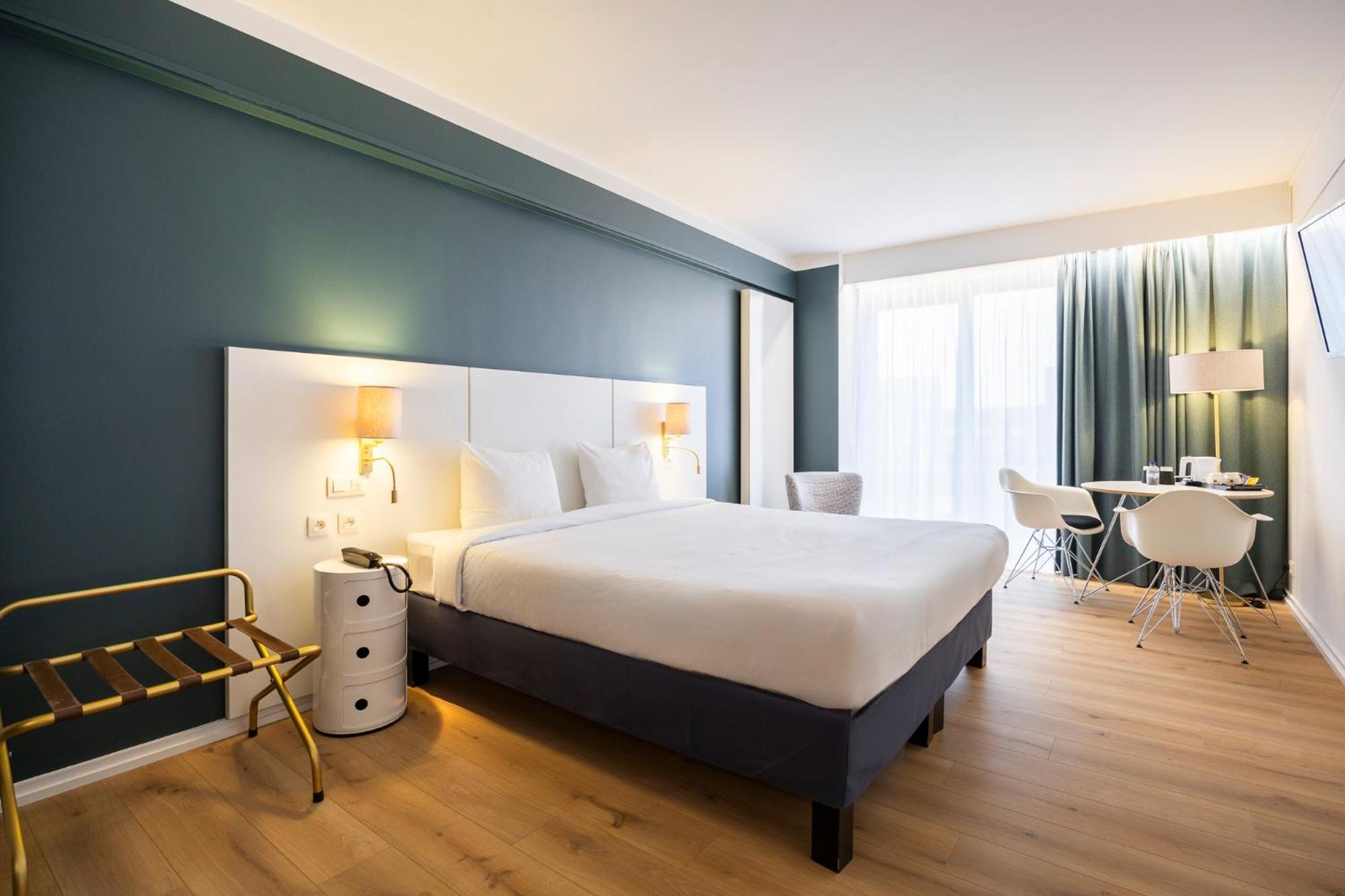 Hotel Louise Брюссель Экстерьер фото